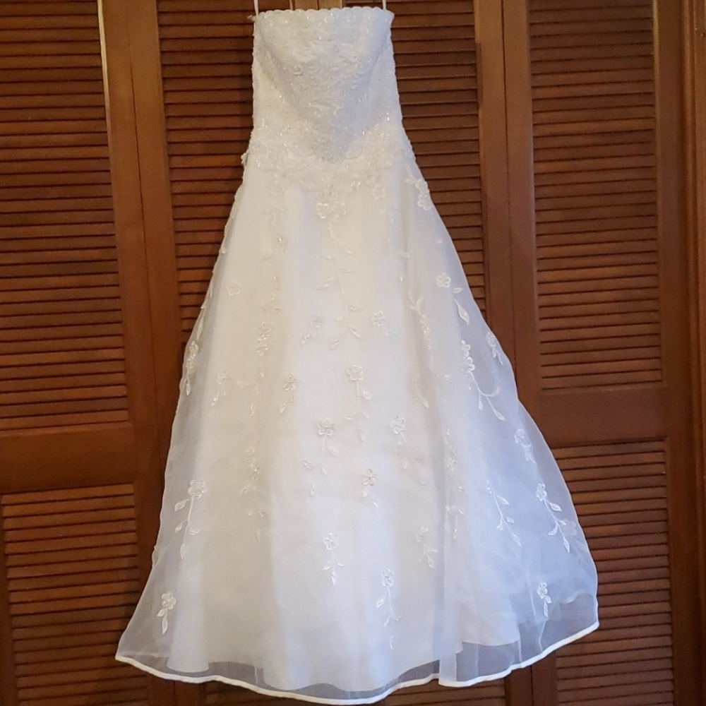 Elegant White Floral Kids Dress